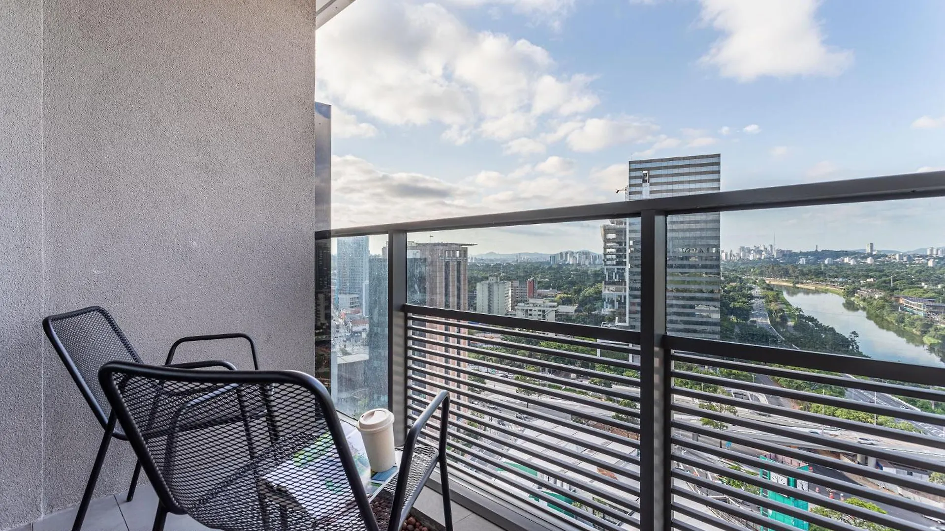 Apartament Parque Jockey Com Facil Acesso A Pinheiros E Butanta São Paulo Brazylia